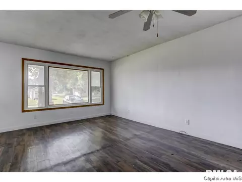 2257 E Grandview Ave, Springfield, IL 62702 photo 5