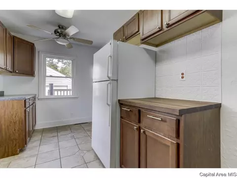 2257 E Grandview Ave, Springfield, IL 62702 photo 14