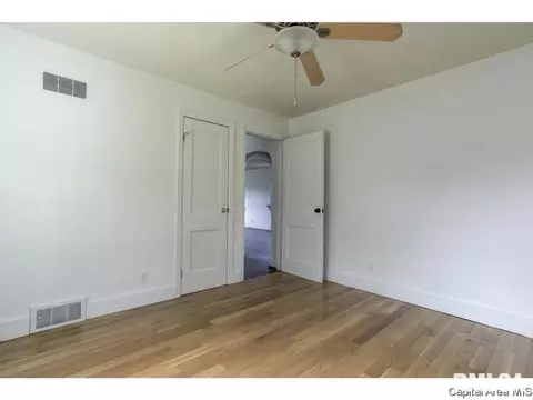 2257 E Grandview Ave, Springfield, IL 62702 photo 15