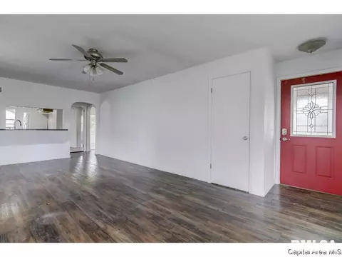 2257 E Grandview Ave, Springfield, IL 62702 photo 3
