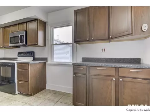 2257 E Grandview Ave, Springfield, IL 62702 photo 13