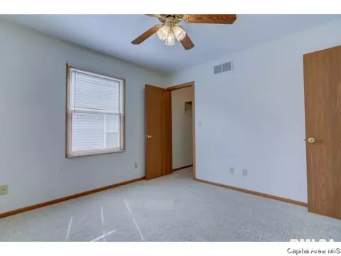 6411 Brent Dr, Springfield, IL 62712 photo 12
