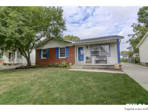 2921 Griffiths, Springfield, IL 62702 photo 1