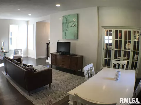 804 N 7th St, Springfield, IL 62702 photo 9
