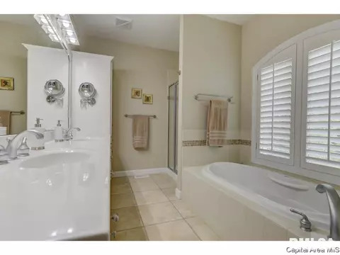 12 Hickory Hills Dr, Springfield, IL 62707 photo 19
