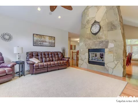 12 Hickory Hills Dr, Springfield, IL 62707 photo 7