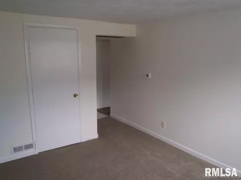 416 416 12 E Cordelia St, Springfield, IL 62703 photo 2