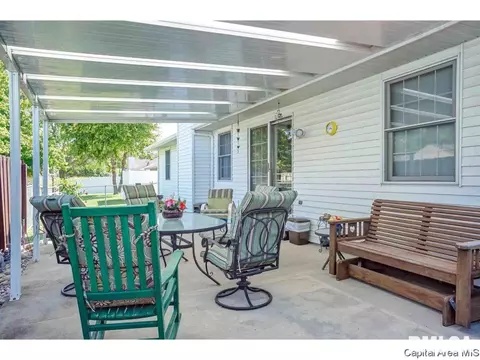 109 Sherry, Springfield, IL 62703 photo 4