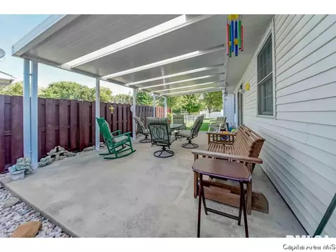 109 Sherry, Springfield, IL 62703 photo 5
