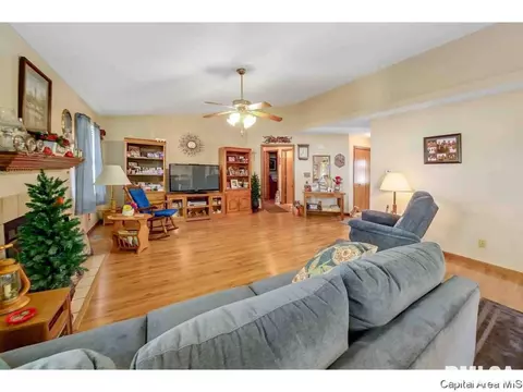 109 Sherry, Springfield, IL 62703 photo 7