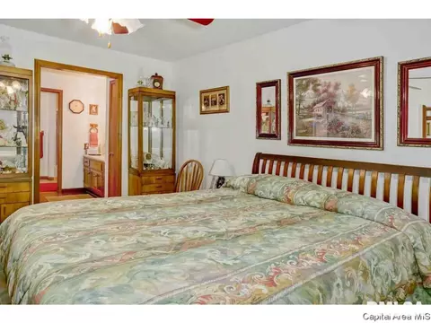 109 Sherry, Springfield, IL 62703 photo 11