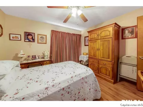 109 Sherry, Springfield, IL 62703 photo 18