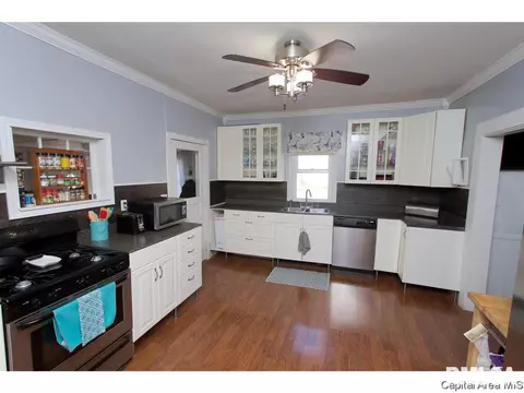 6431 Poe St, Springfield, IL 62707 photo 4