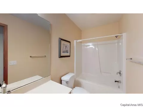 1027 Willowbrook Dr, Springfield, IL 62711 photo 23