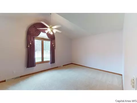 1027 Willowbrook Dr, Springfield, IL 62711 photo 21