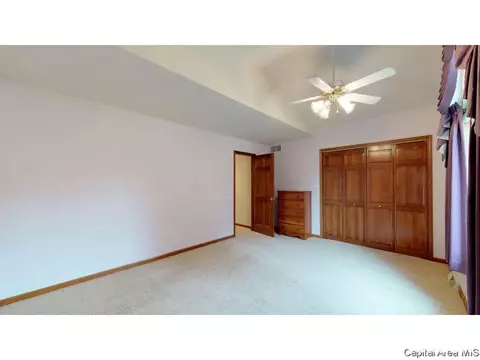 1027 Willowbrook Dr, Springfield, IL 62711 photo 22