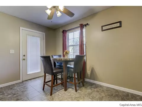817 Helene, Springfield, IL 62702 photo 7