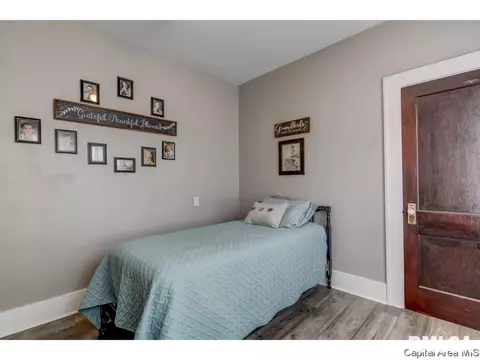 2101 N 7th St, Springfield, IL 62702 photo 20
