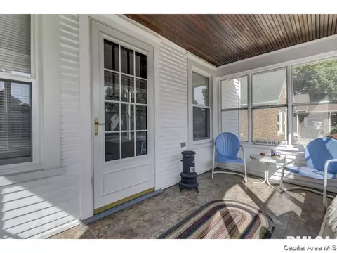 2101 N 7th St, Springfield, IL 62702 photo 4