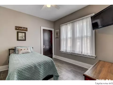 2101 N 7th St, Springfield, IL 62702 photo 21