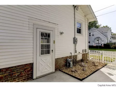 2101 N 7th St, Springfield, IL 62702 photo 27