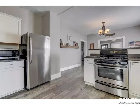 2101 N 7th St, Springfield, IL 62702 photo 11