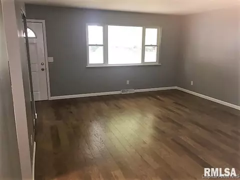 3140 Elmhurst Dr, Springfield, IL 62704 photo 8