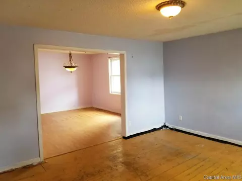 1118 Percy Ave, Springfield, IL 62702 photo 4