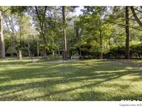 18 Hazel Ln, Springfield, IL 62712 photo 3