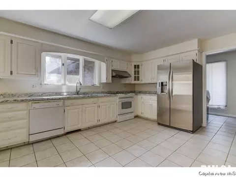 34 Brighton Rd, Springfield, IL 62702 photo 5