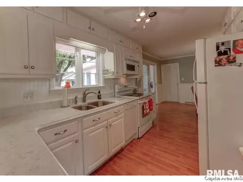 2105 S Park, Springfield, IL 62704 photo 19