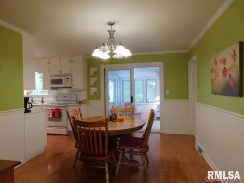 2105 S Park, Springfield, IL 62704 photo 6
