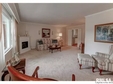 2105 S Park, Springfield, IL 62704 photo 25
