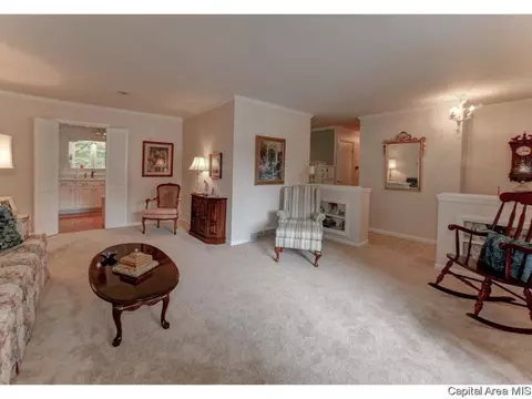 2105 S Park, Springfield, IL 62704 photo 24