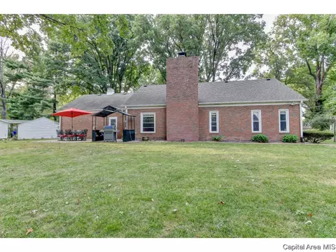 1100 Crescent Ln, Springfield, IL 62704 photo 6