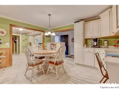 1100 Crescent Ln, Springfield, IL 62704 photo 17