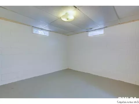 1616 W Edwards St, Springfield, IL 62704 photo 25