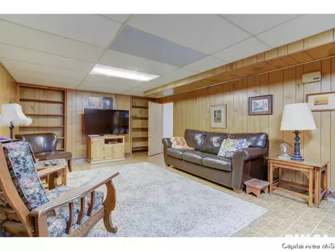 1616 W Edwards St, Springfield, IL 62704 photo 23