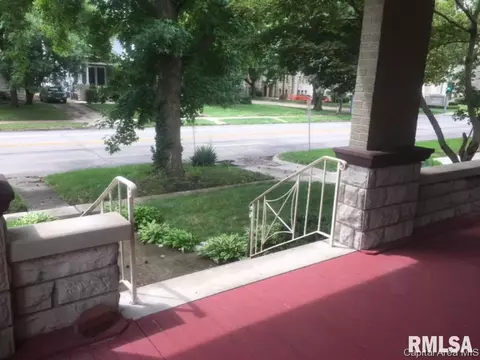 608 S Walnut St, Springfield, IL 62704 photo 5