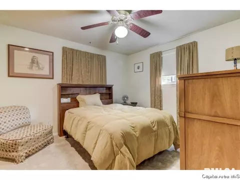 65 Lambert Ln, Springfield, IL 62704 photo 10