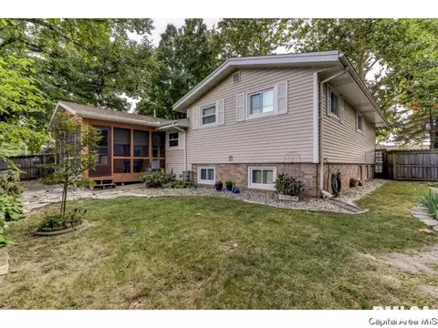 65 Lambert Ln, Springfield, IL 62704 photo 4