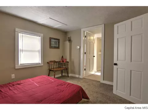 1053 N Ohio, Springfield, IL 62702 photo 9