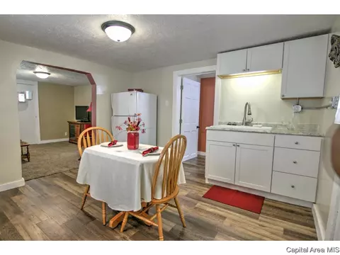 1053 N Ohio, Springfield, IL 62702 photo 6