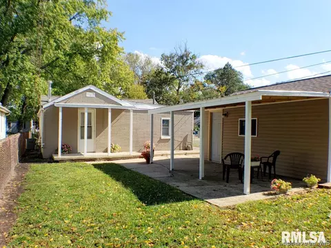 1053 N Ohio, Springfield, IL 62702 photo 11
