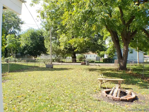 1053 N Ohio, Springfield, IL 62702 photo 12
