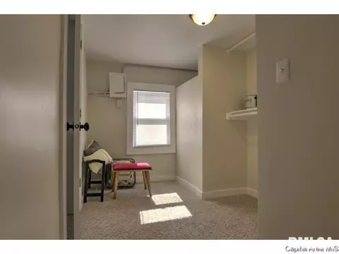 1053 N Ohio, Springfield, IL 62702 photo 7