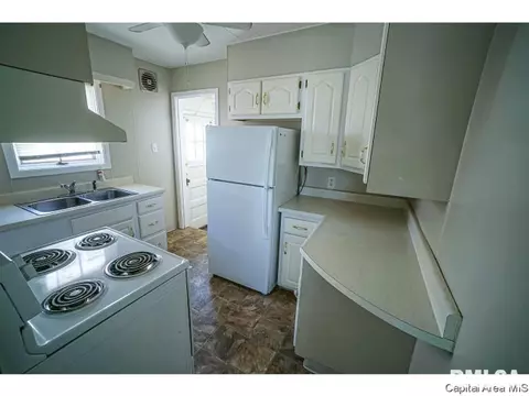 1930 N 6th St, Springfield, IL 62702 photo 15