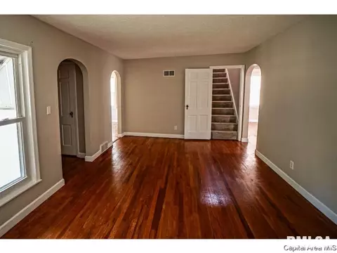 1930 N 6th St, Springfield, IL 62702 photo 12