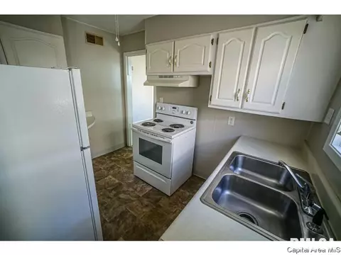 1930 N 6th St, Springfield, IL 62702 photo 16