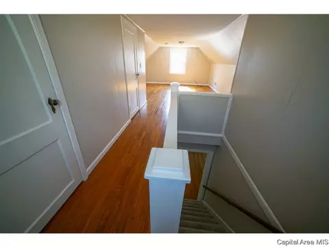 1930 N 6th St, Springfield, IL 62702 photo 28